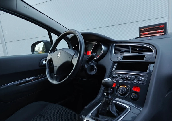 Peugeot 5008 cena 18900 przebieg: 217300, rok produkcji 2011 z Ustka małe 562